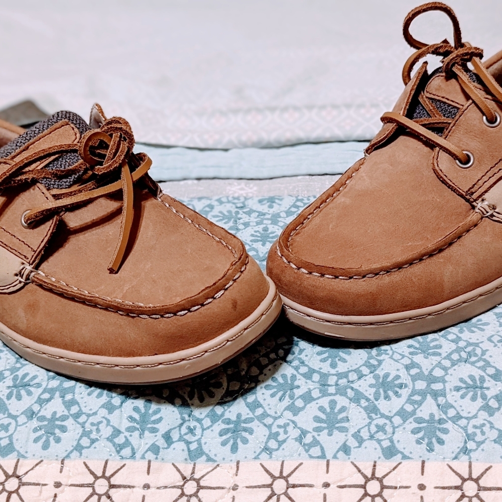 Maui Island 9.5 worn once